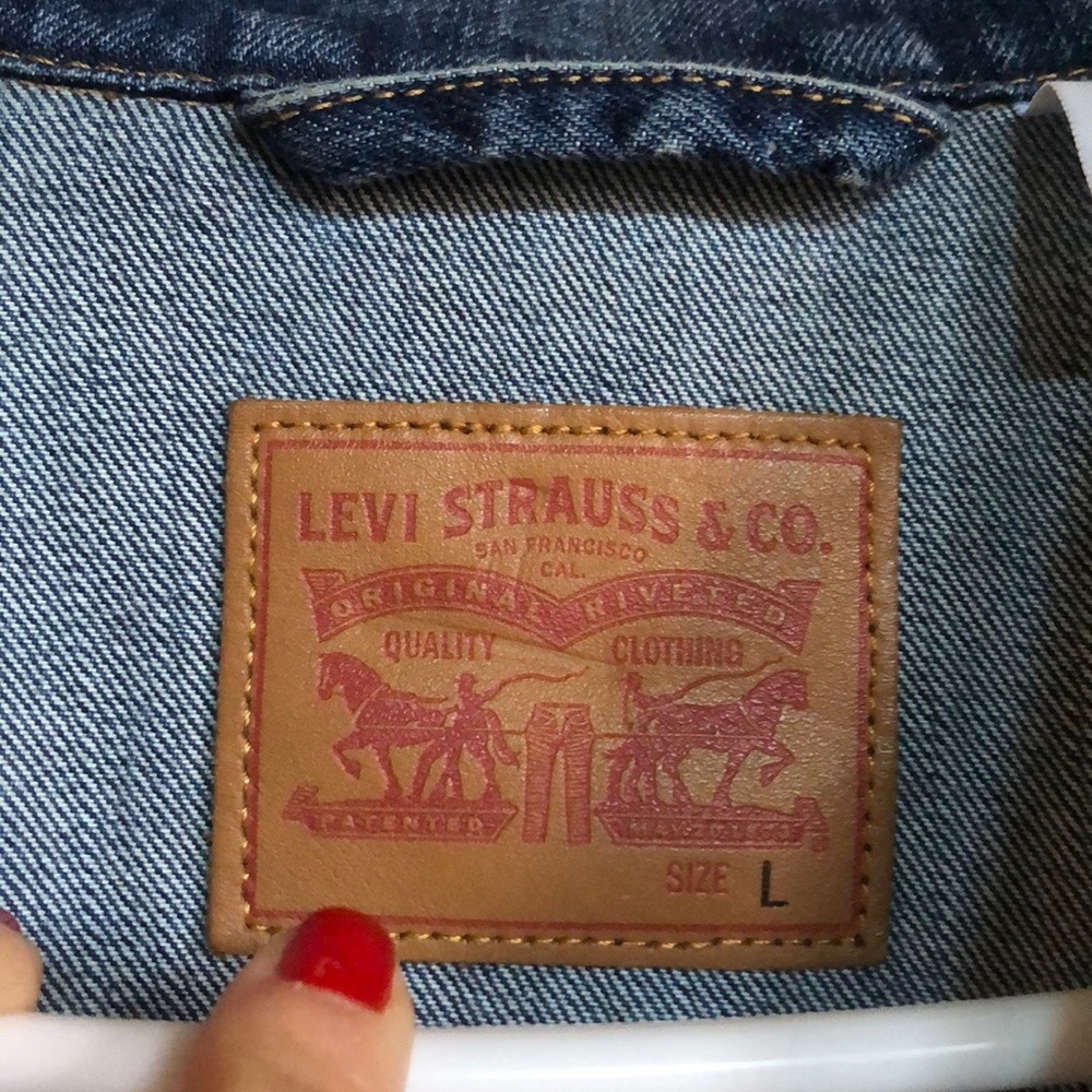 Levi ex boyfriend trucker jacket